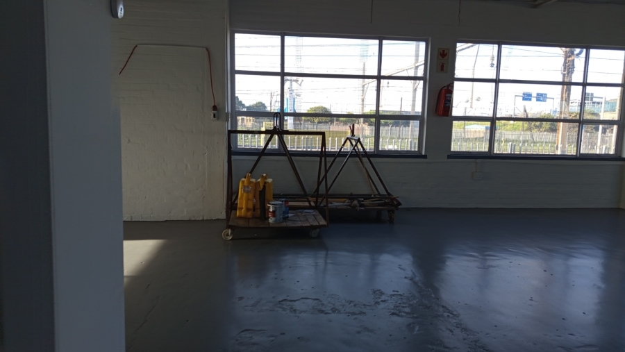 To Let Commercial Property for Rent in Maitland Western Cape